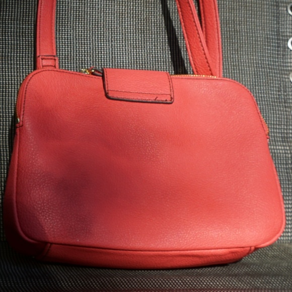 Liz Claiborne Peach Crossbody - Picture 4 of 4